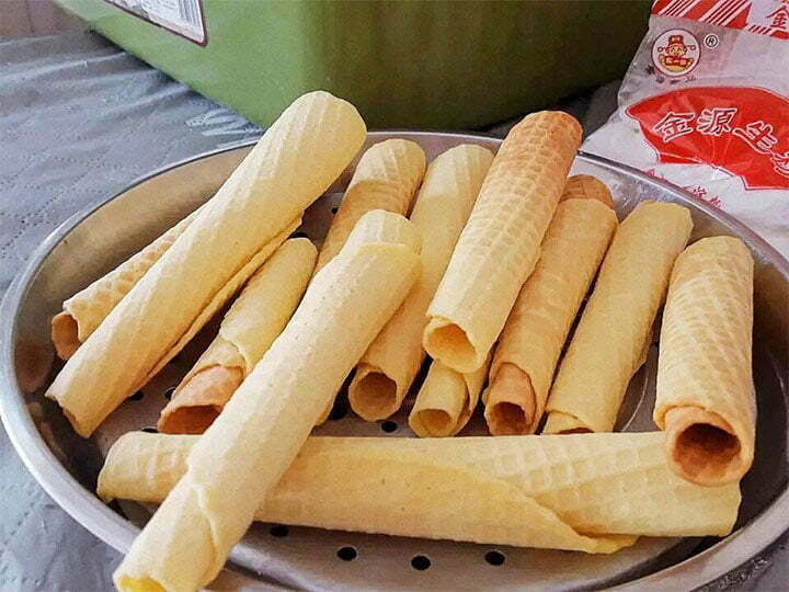 crispy egg rolls made by egg roll maker machine