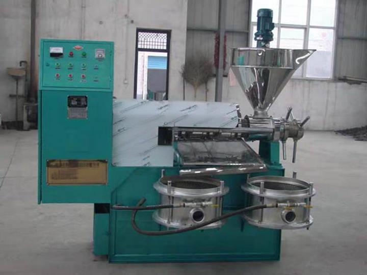 Edible-oil-squeezing-machine