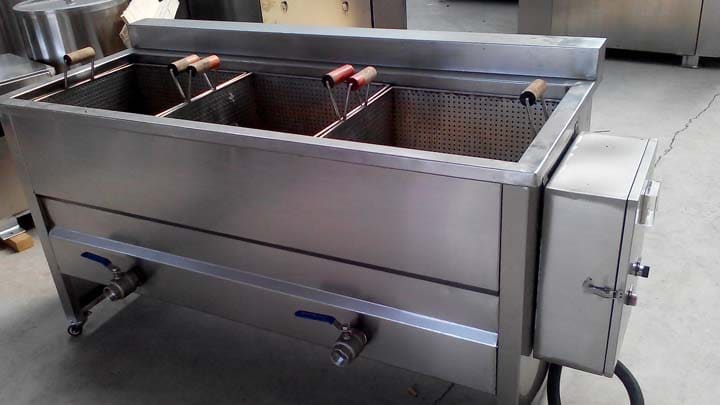 french fries fryer with three processing pots