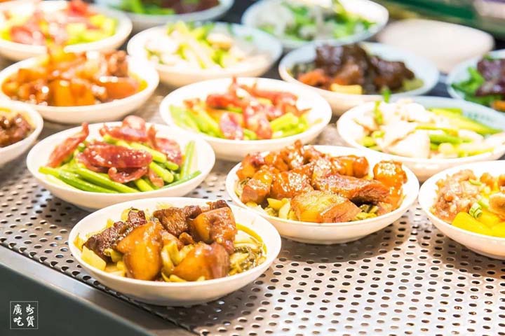 the jacketed kettle for making meals