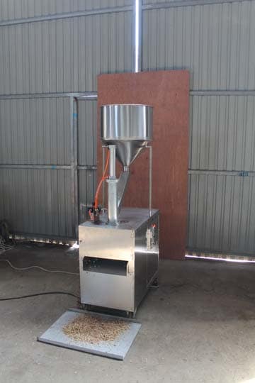 nuts slicing machine testing