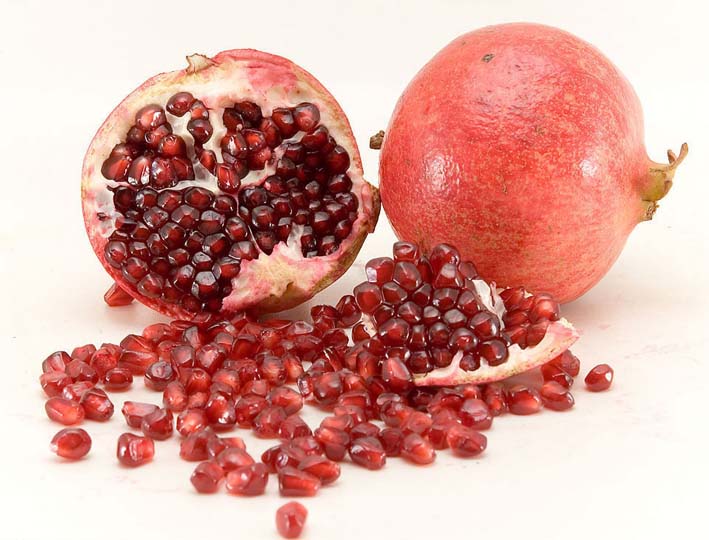 pomegranate for peeling
