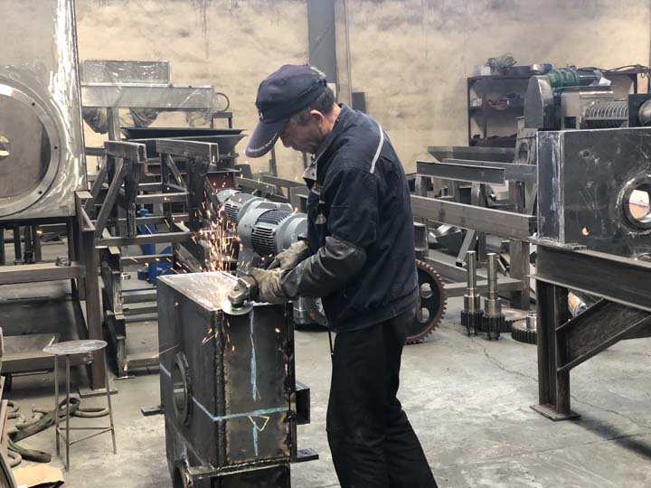 screw juicing machine processing