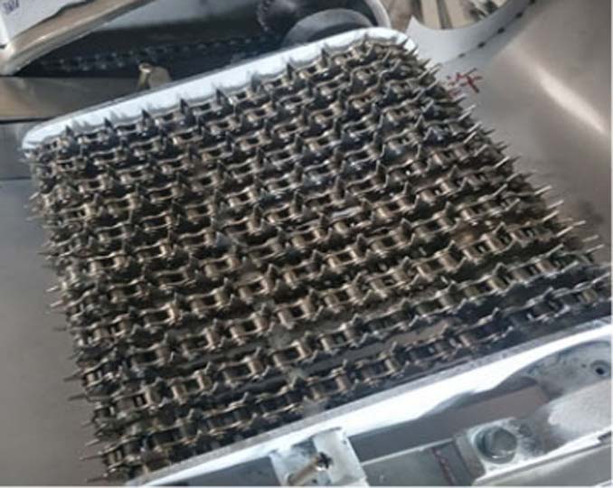 the chains for fixing meat